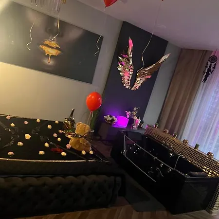 Pod Skrzydlami Aniola ビトム